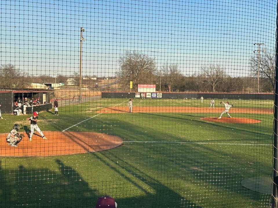 Great weather yesterday for our scrimmage against Cashion! Here are some highlights from the scrimmage! 

Colin Allen 2 for 3 / 1 RBI
Bo Browning 2 for 4 / 2 stolen bases
Esteban Casillas 2 for 3 / 1 RBI 

Bray Mussyal 2 inns. pitched / 3 k’s
Bryent Reece 2 inns. pitched / 4 k’s