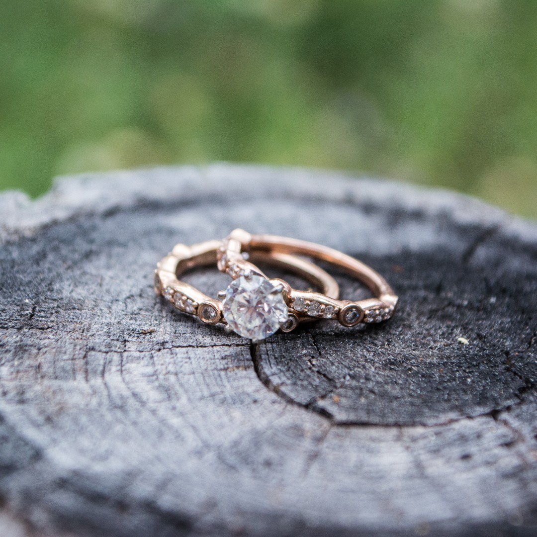 With Icecap, you're not just investing in diamonds, but in a legacy. Learn how our diamonds, selected for both their beauty and investment potential, can become cherished family heirlooms, carrying both financial and sentimental value through generations.