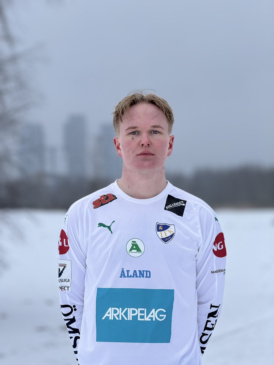 IFK Mariehamn (@ifkmariehamn) on Twitter photo 🔥 Niklas Gallen representerar Grönvitt under E-Futisligan imorgon! 💚🤍
<a href="/Veikkausliiga/">Veikkausliiga</a> s tolv ligalag har under morgondagen varsin representant under dagsturneringen.
📺 Du kan följa turneringen via Bollförbundets Twitch kanal.
#IFK1919 #Veikkausliiga 🔥 Niklas Gallen representerar Grönvitt under E-Futisligan imorgon! 💚🤍
<a href="/Veikkausliiga/">Veikkausliiga</a> s tolv ligalag har under morgondagen varsin representant under dagsturneringen.
📺 Du kan följa turneringen via Bollförbundets Twitch kanal.
#IFK1919 #Veikkausliiga