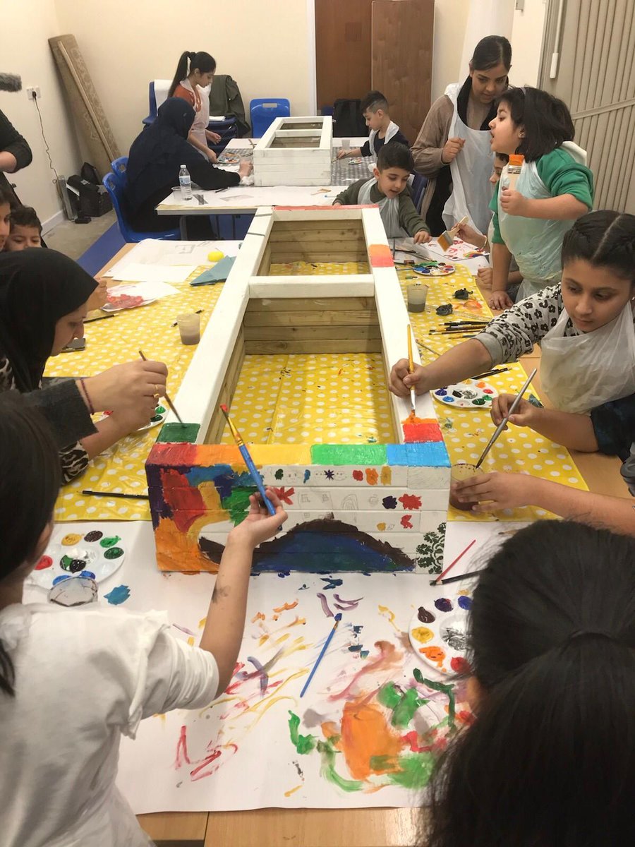 CartwheelArts's tweet photo. Having a great time down at @deeplishcc today with local families making planters for #Deeplish Reclaim The Space project. We can't wait to see those flowers bloom 🌷 & the seeds 🌱 sprouting. #SpringTime #ReclaimTheSpace #HappyDay https://t.co/Bp7OTggzfI