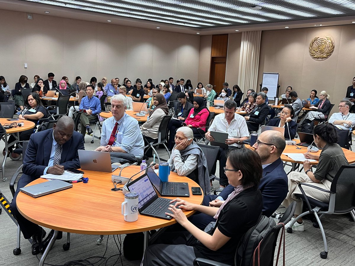 Joined countries from Asia-Pacific in enriching discussions at #SDG1 roundtable at @UNESCAP's #APFSD2024. India's achievements in #MPI reduction and deep social safety nets addressing inequalities & championing social & economic inclusion on a large scale were highly appreciated.