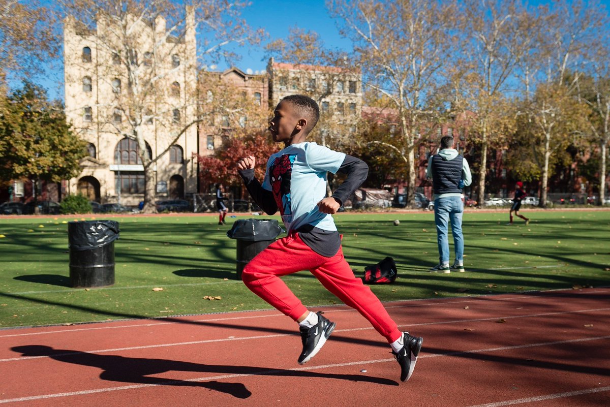 All 2023 track program participants are invited to join us at our FREE Winter Track Meet, presented in partnership with @NYRR on March 23! Join us at the Ocean Breeze Track & Field Athletic Complex for a morning full of fun events. Register by March 21 at cityparksfoundation.org/track-field/