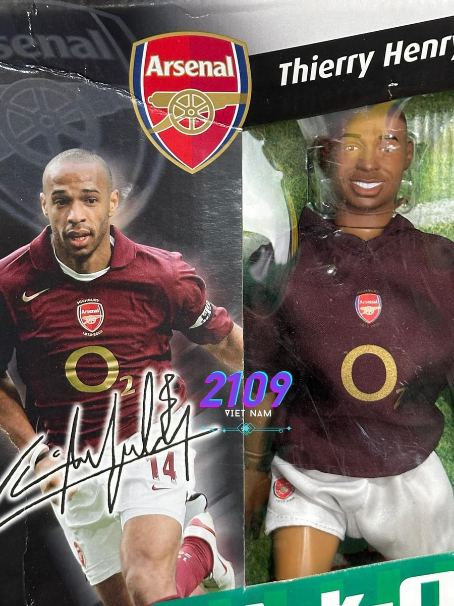2109 Football Store tweet media