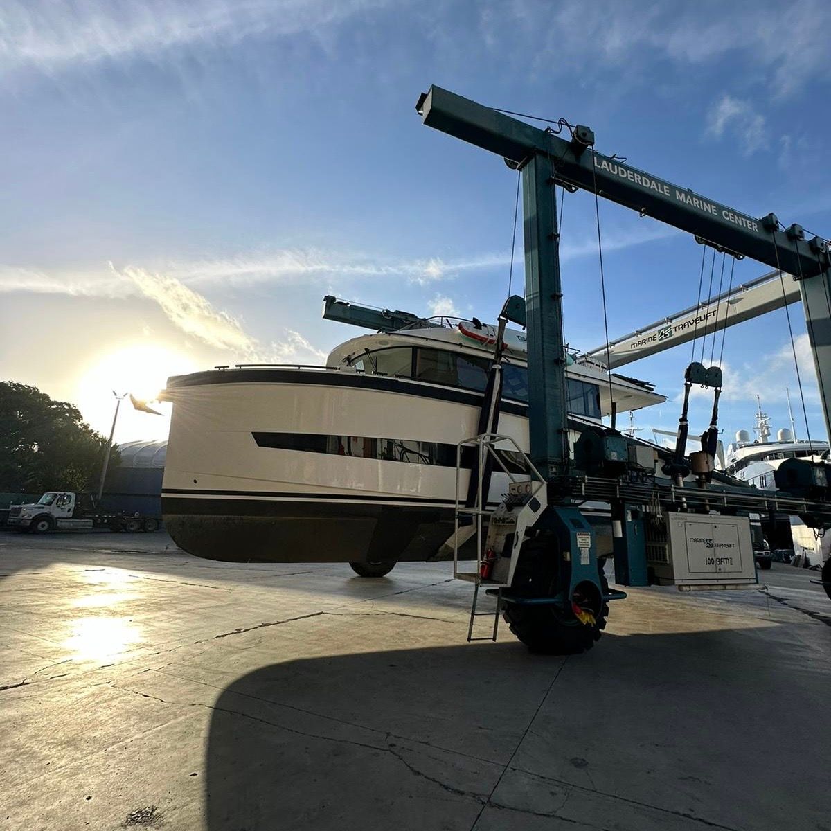 aquamare_marine's tweet photo. Our DC56 is being relaunched! After a quick yard period at our USA site, for a fresh coat of bottom paint, it's ready to hit the waves again.
If you would like more information on the services we provide, you can find out here: https://t.co/tZQAmRFw3q.
#DC56 #BottomPaint #Yacht https://t.co/F1atpYM6yk