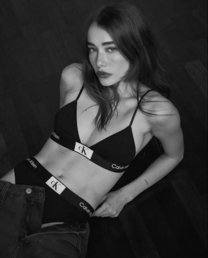 sacerdztisa's tweet photo. 💋 https://t.co/oPPjWh8Wz7