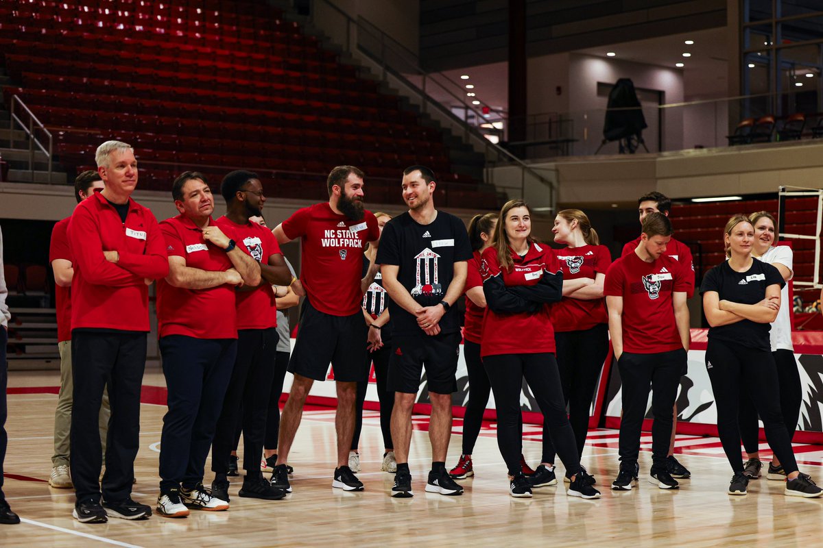 PackVball's tweet photo. Volley with the Pack🤩

Grateful for all the staff members who joined us this morning a learn a little bit more about our game! https://t.co/egIHb2tIuv
