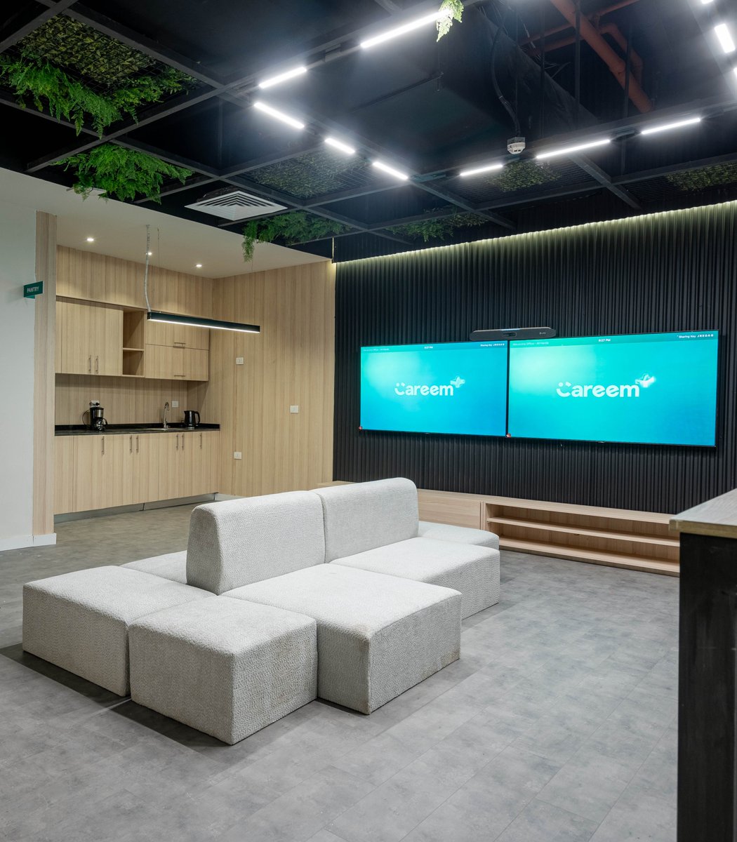 IDesignStudioEG's tweet photo. Here are more snaps from our new office for @careem. The space clearly showcases their unique brand identity with greens and whites in every corner.
Follow us for more Iconic projects.
#Careemegy
#Iconic_offices
#officedesign https://t.co/yoIf1QlOX7