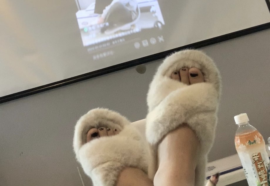 婷艺小太妹S tweet media