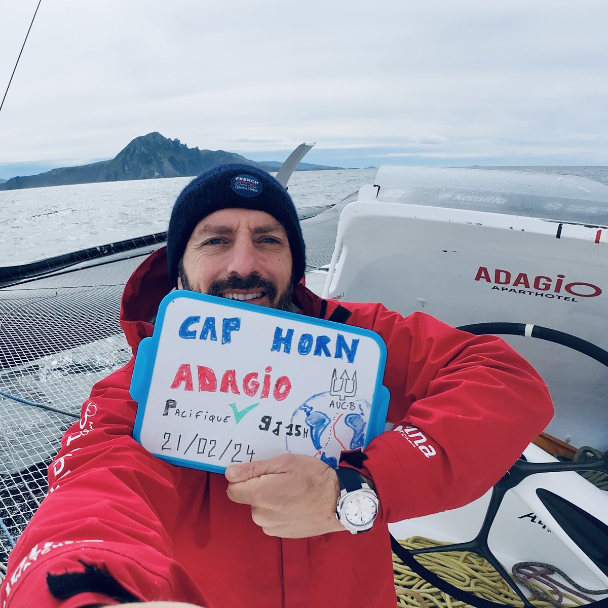 Eric Peron (@eric_peron) on Twitter photo 🔥 CAP HORN à 16h18 et 40sec 👏 Éric est donc le plus rapide à avoir traversé l’Ocean Pacifique en 9j 15h 50m 10s, sur ce tour du monde incroyable 🍾 1h 14mn 58s de mieux que <a href="/GitanaTeam/">GitanaTeam</a> sur la traversée du Pacifique 👏 🌏 Le tout 1er de sa carrière de marin 🔱 #aucb #caphorn 🔥 CAP HORN à 16h18 et 40sec 👏 Éric est donc le plus rapide à avoir traversé l’Ocean Pacifique en 9j 15h 50m 10s, sur ce tour du monde incroyable 🍾 1h 14mn 58s de mieux que <a href="/GitanaTeam/">GitanaTeam</a> sur la traversée du Pacifique 👏 🌏 Le tout 1er de sa carrière de marin 🔱 #aucb #caphorn