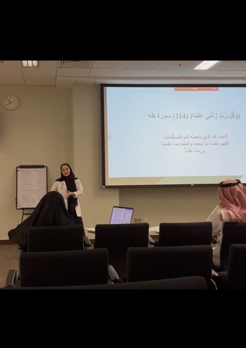 danajalhamad's tweet photo. الحمد لله الذي بنعمته تتم الصالحات 🤍 بفضل الله و توفيقه أتممت مناقشه رسالة الماجستير في تخصص المعلوماتية الصحية في جامعة الملك سعود بن عبدالعزيز للعلوم الصحية. https://t.co/YS1RuqF8i2