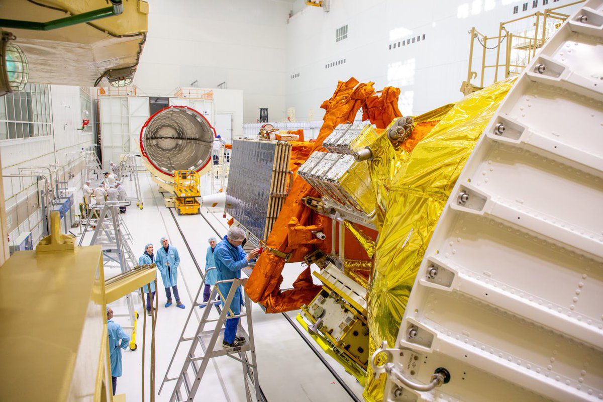 katlinegrey's tweet photo. The so called “head part” (Fregat upper stage, payload and fairing) of #Soyuz2.1b has been assembled on Vostochny. It will launch #MeteorM No 2-4 and a number of smallsats on February 29. https://t.co/VuoTPwSciu