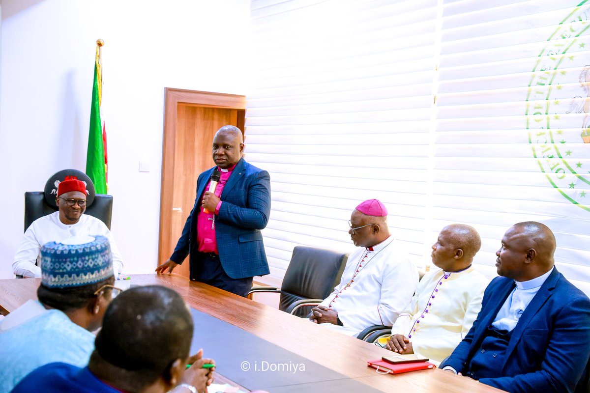 GovernorAUF's tweet photo. Grateful for the fruitful discussion with CAN President Dr. Daniel Okoh. As we navigate through challenges, let us unite behind policies aimed at uplifting our people. Their support and prayers are invaluable as we work towards peace, unity, and progress in Adamawa. https://t.co/s4HMwZCV6S