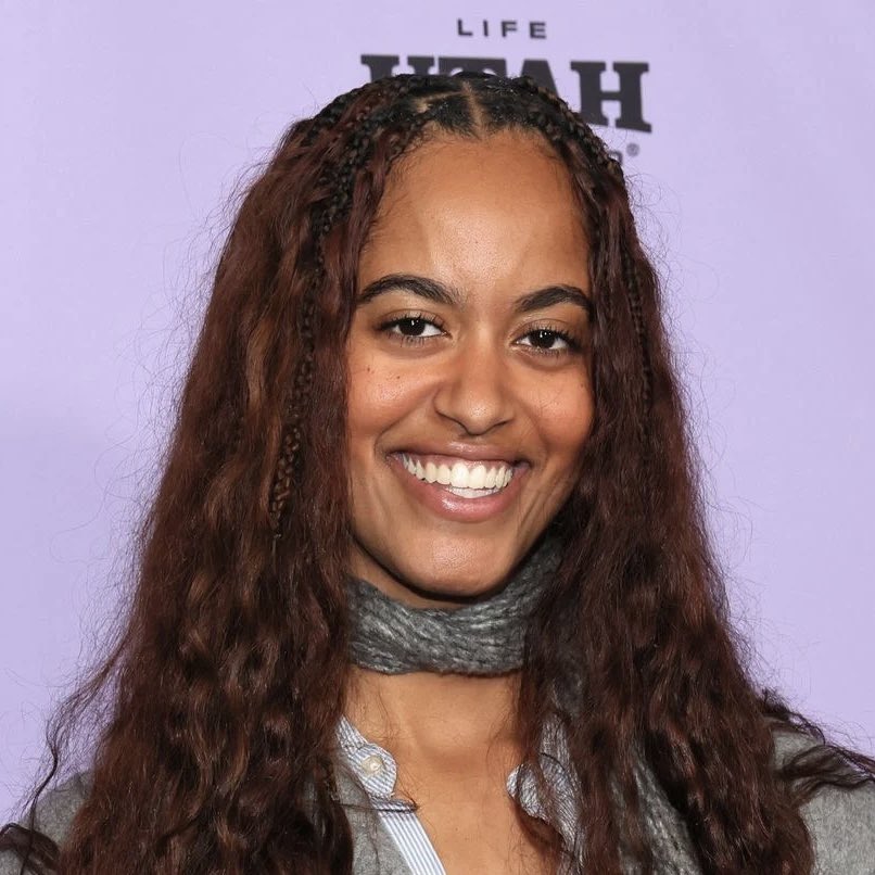 PopCrave's tweet photo. Malia Obama makes her directorial debut at the Sundance Film Festival under new name, Malia Ann.

The short film, titled ‘The Heart,’ is about a “lonely man grieving the death of his mother after an argument about groceries and an odd request in her will." https://t.co/Rkt3Ha7rqT