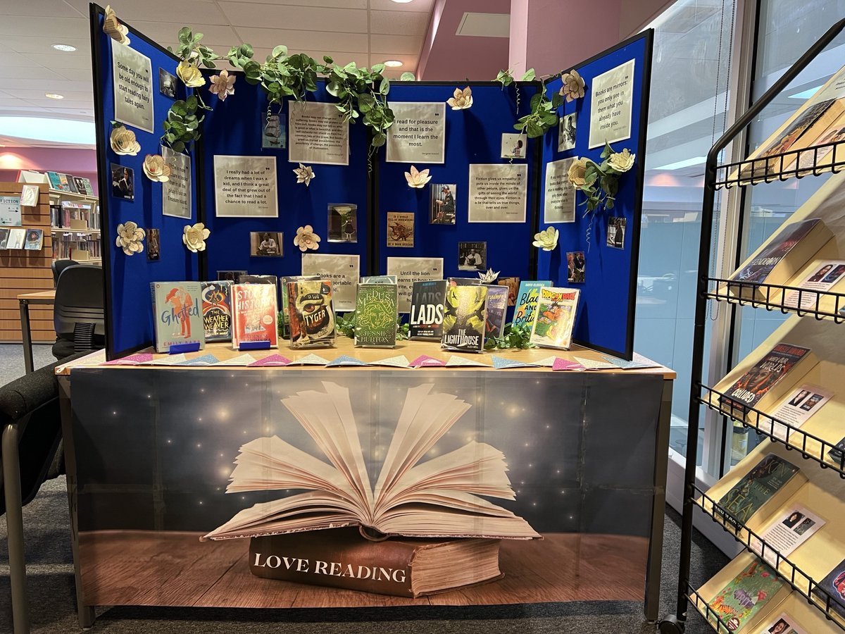 #SchLibraryDisplays #ReadingForEnjoyment