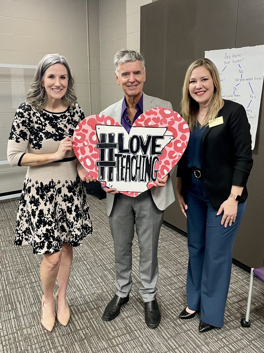 JessicaSaum's tweet photo. Today is the last day of @Love Teaching_24 Week and my #WowWednesday moment is the reminder from John Hattie that for us to #LoveTeaching we must Love Teachers.  ❤️ thank you educators for all you do and for taking the time to celebrate and elevate why we #LoveTeaching.  #ATOY https://t.co/poezfmked5