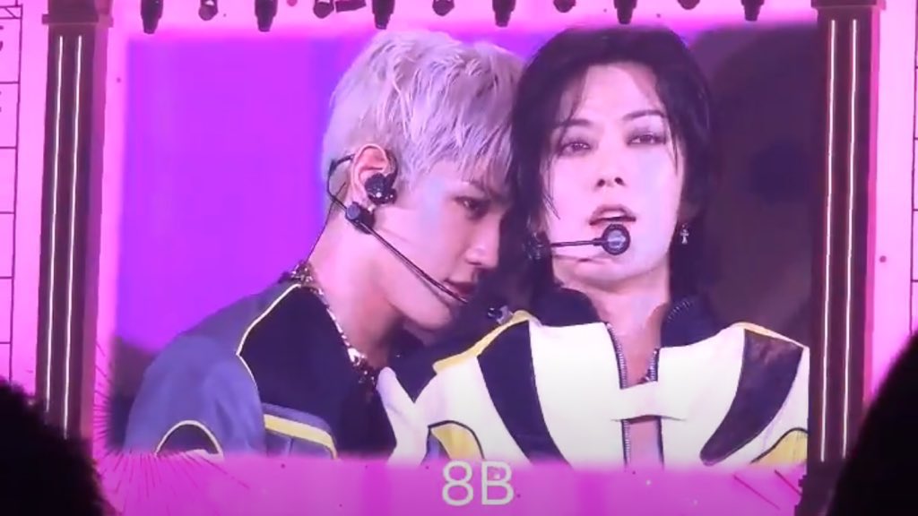 sukinayuta's tweet photo. HA ITS REALLY GOJO &amp; GETO 😭 SATOSUGU 🖤🤍 https://t.co/RbBSiKgZJm