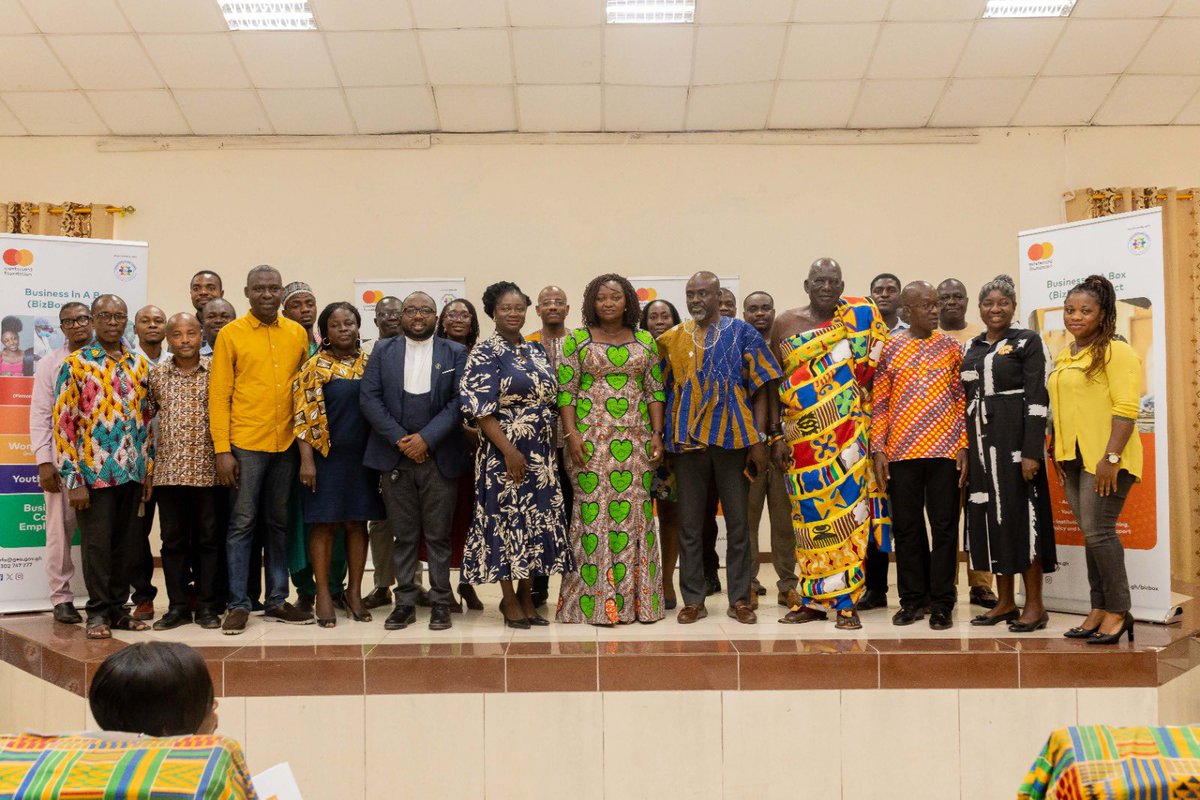 gea_ghana's tweet photo. Kick-off and Sensitization of the BizBox Project in the Central Region on February 14, 2024.
Hon, Mrs. Justina Marigold Assan, the Central Regional Minister, joins the Foundation and GEA at the event.
#BizBoxProject
#MastercardFoundation
@MastercardFdn https://t.co/lCDsjtw2Pf