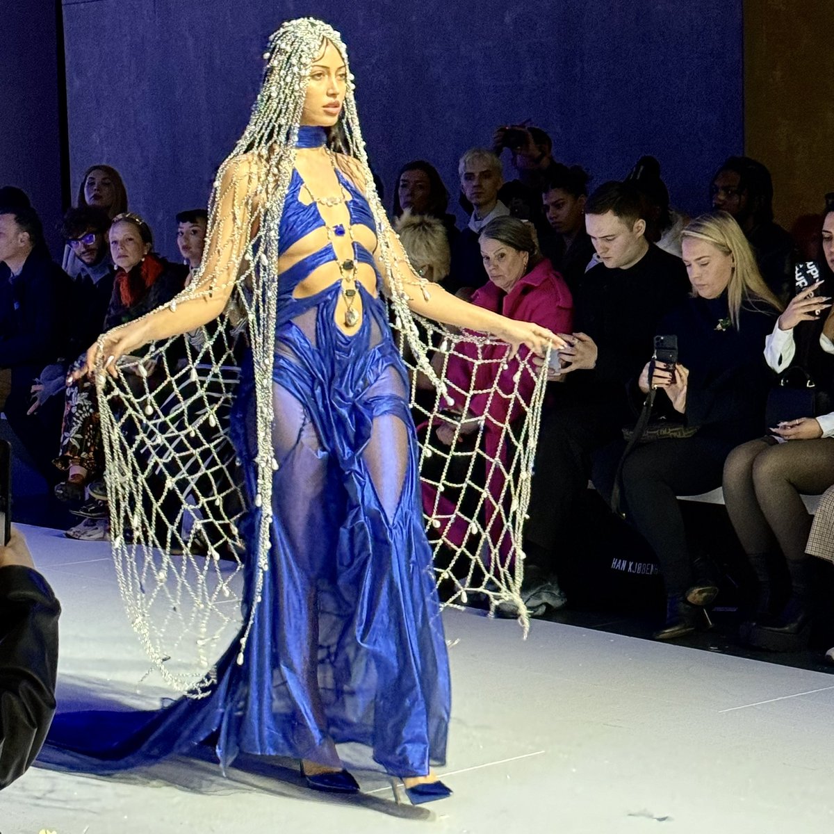 zedonk_official's tweet photo. This London Fashion Week, Zedonk had the pleasure of attending @dipetsa’s latest runway show, “The Body As Prayer.” ✨

Heartfelt thanks to @dipetsa and the British Fashion Council for the incredible experience. We couldn’t be prouder of our Zedonkers! 🦓🧡 https://t.co/AwR1LqDUGB