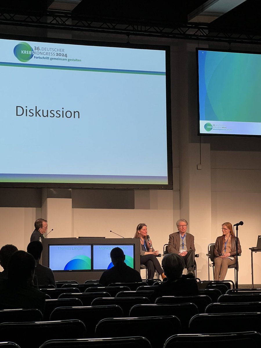 „Für gute Leitlinien benötigen wir gute (qualitative) Studien“ u.a. mit Patient*innen
Vielen Dank Dr. Monika Nothacker <a href="/AWMF_eV/">AWMF</a> für diesen wichtigen Punkt heute auf dem 36. Deutschen Krebskongress #dkk24 in Berlin