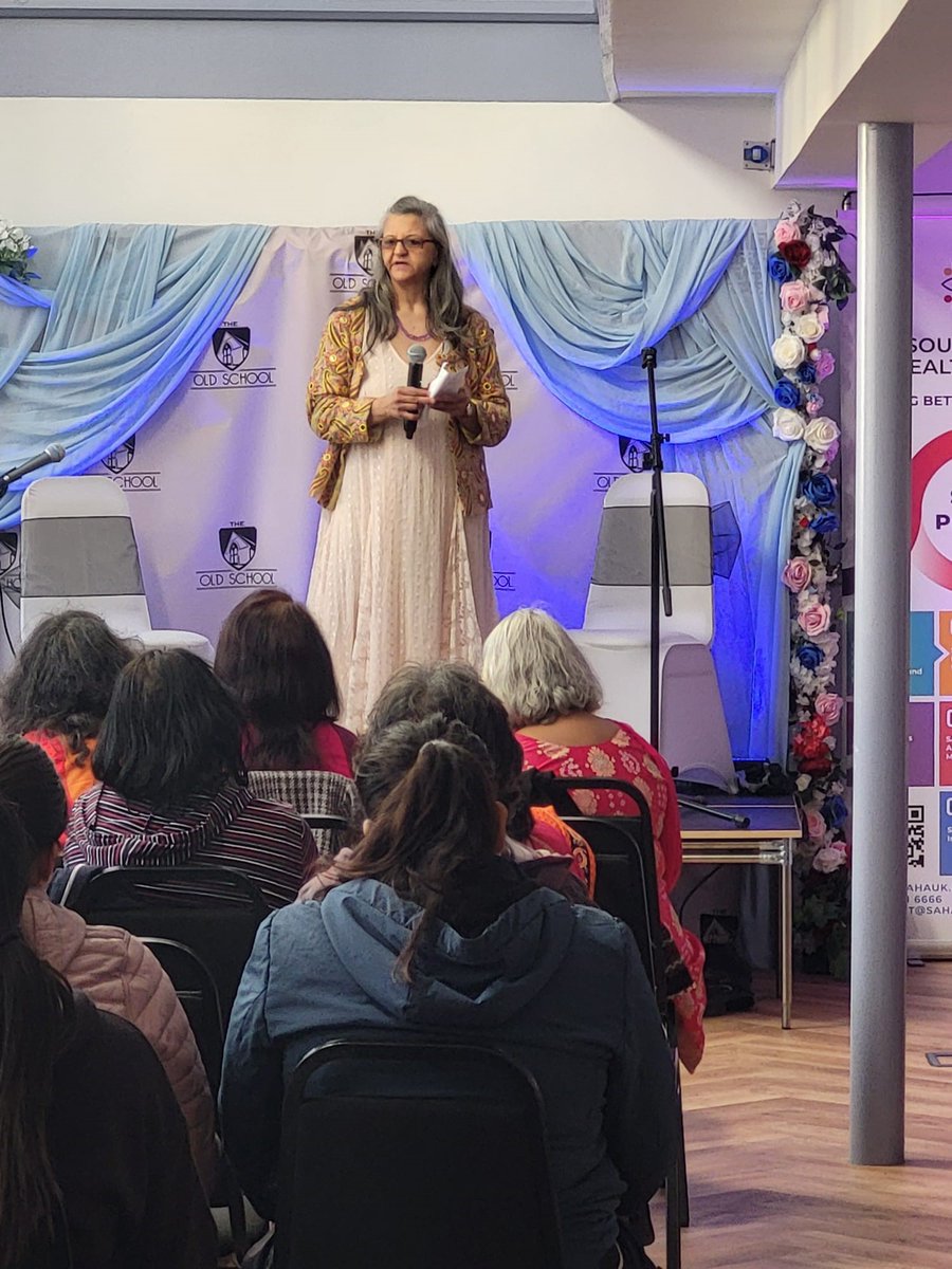 LLRICBCancer's tweet image. Our team joined the South Asian Health Action Cancer Awareness Event, presenting on cancer prevention. The event included touching stories from connectors, and we appreciated the warm welcome and insightful conversations. Grateful for being part of this meaningful experience.