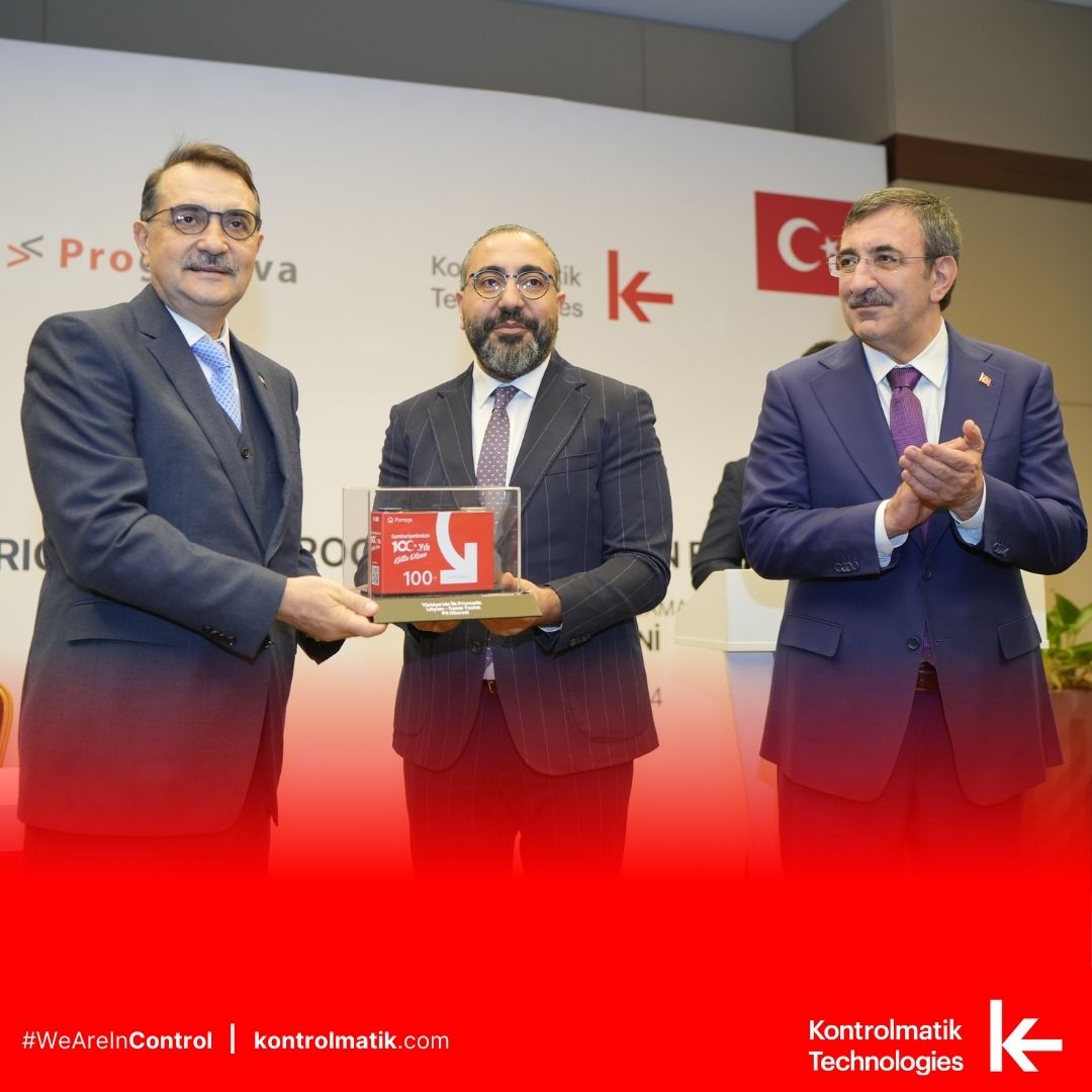 Kontrolmatik's tweet photo. 300 milyon dolar Türkiye'ye geliyor! Kontrolmatik grup şirketi PROGRESIVA, Çin enerji firması HARBIN (HEI) ile enerji depolama politikasına sahipti. 2025'te Türkiye'nin 'İlk GWh (Gigavatsaat) Kapasiteli RES Enerji Depolama Tesisi' Tekirdağ'da inşa edilecek. https://t.co/jLaYiupmy1