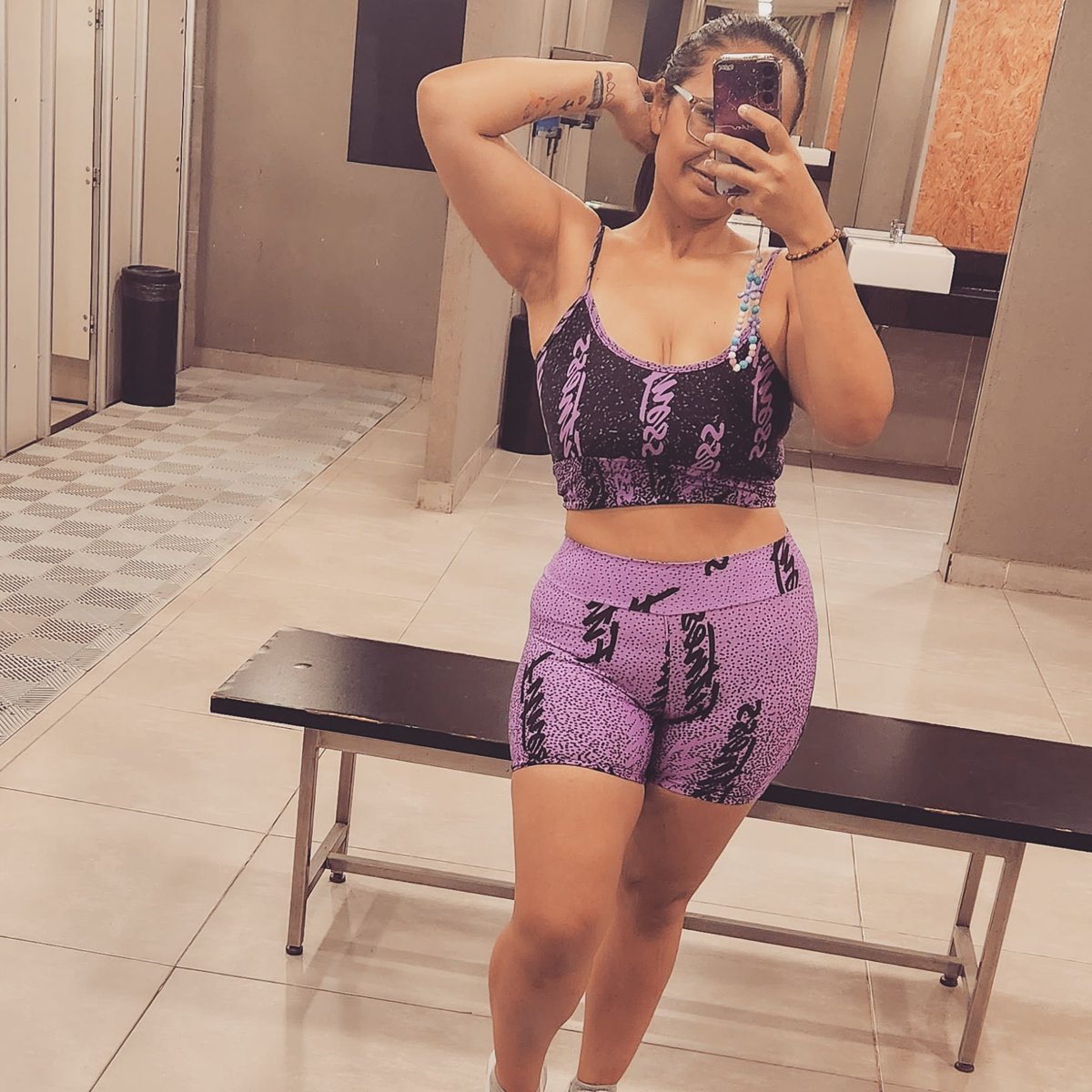 kaahbauer's tweet photo. Coloca toda a tua energia nas tuas metas! 💪🏻
#karenbauer #santos013 #santos #gym #gymmotivation #emagrecercomsaude #atividadefisica #foconofoco https://t.co/iYMLbylILn