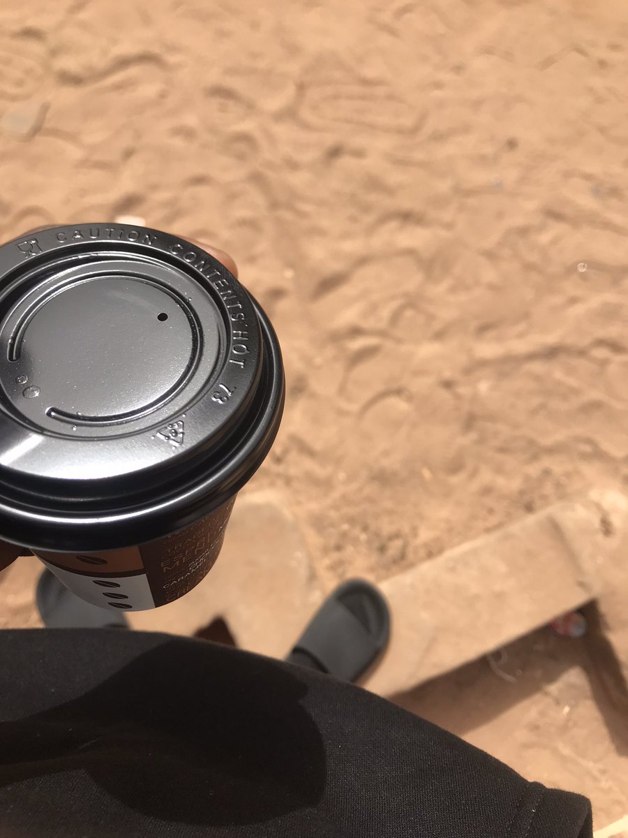 iamelchapomg1's tweet image. Life happens, coffee helps. Cheers to good vibes and caffeine highs! ☕️✨ #CoffeeMagic #OneMan