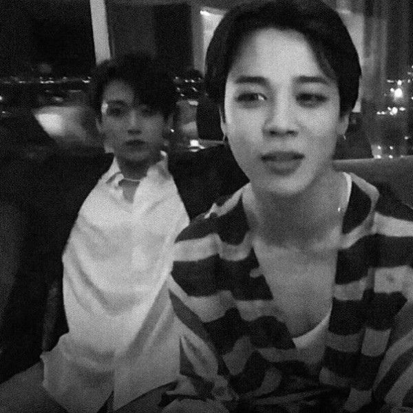 Fever dream 💭 | km mini mini au 🔞🔞🔞 #kookminau 

El roce de pieles, los susurros, toques, todo era tan vívido para él, como si hubiera pasado de verdad, pero es que había pasado, ¿no?