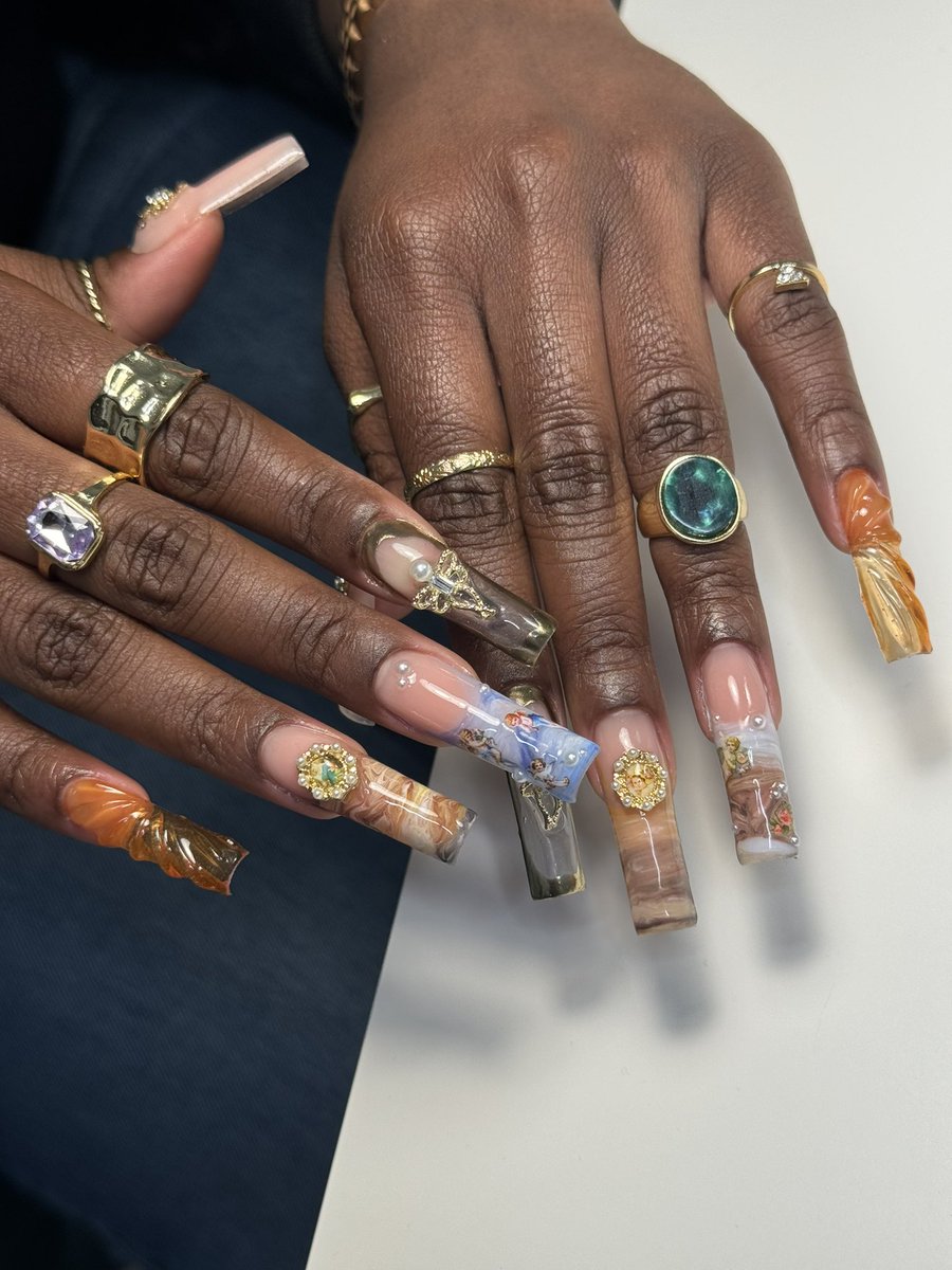 enaiya_'s tweet image. @ohcoookie sur insta 💅🏾