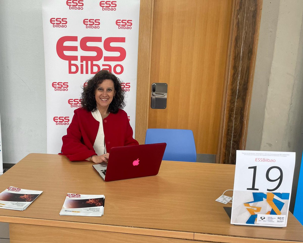 @BilbaoEss presente en las XIX Jornadas de Presentación de Empresas y Centros de Innovación Tecnológica que @ztf_fct de la @upvehu organiza en el Campus de Leioa. @EstefaniaAbadG acercando @BilbaoEss como centro de referencia en ciencias y tecnologías neutrónicas a los alumnos.