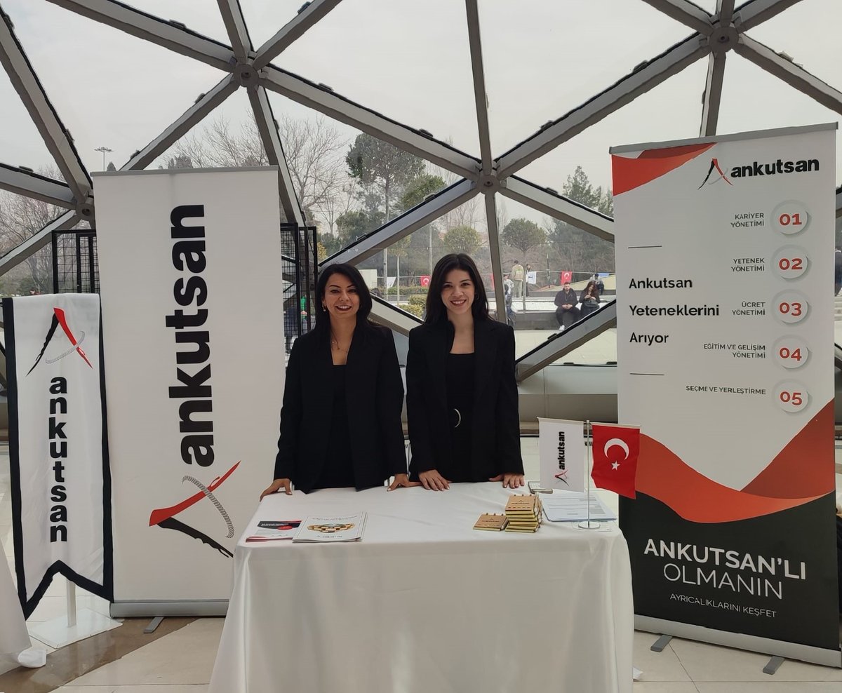 Bugün ve yarın, Ege Kariyer Fuarı'nda Pamukkale Üniversitesi'ndeyiz.

Today and tomorrow, we are at Pamukkale University at the Aegean Career Fair.
