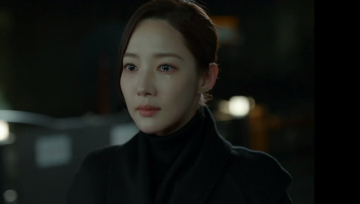 🗞️| Por que um método tão extremo? ─ “Foi a minha primeira vilã, não sabia como fazer isso, então fiz o que pude. É uma coisa cruel para mim. Como um resultado claro que desenhou o infortúnio de Ha-Yoon e escreveu a felicidade de Su-Min.” #MarryMyHusband