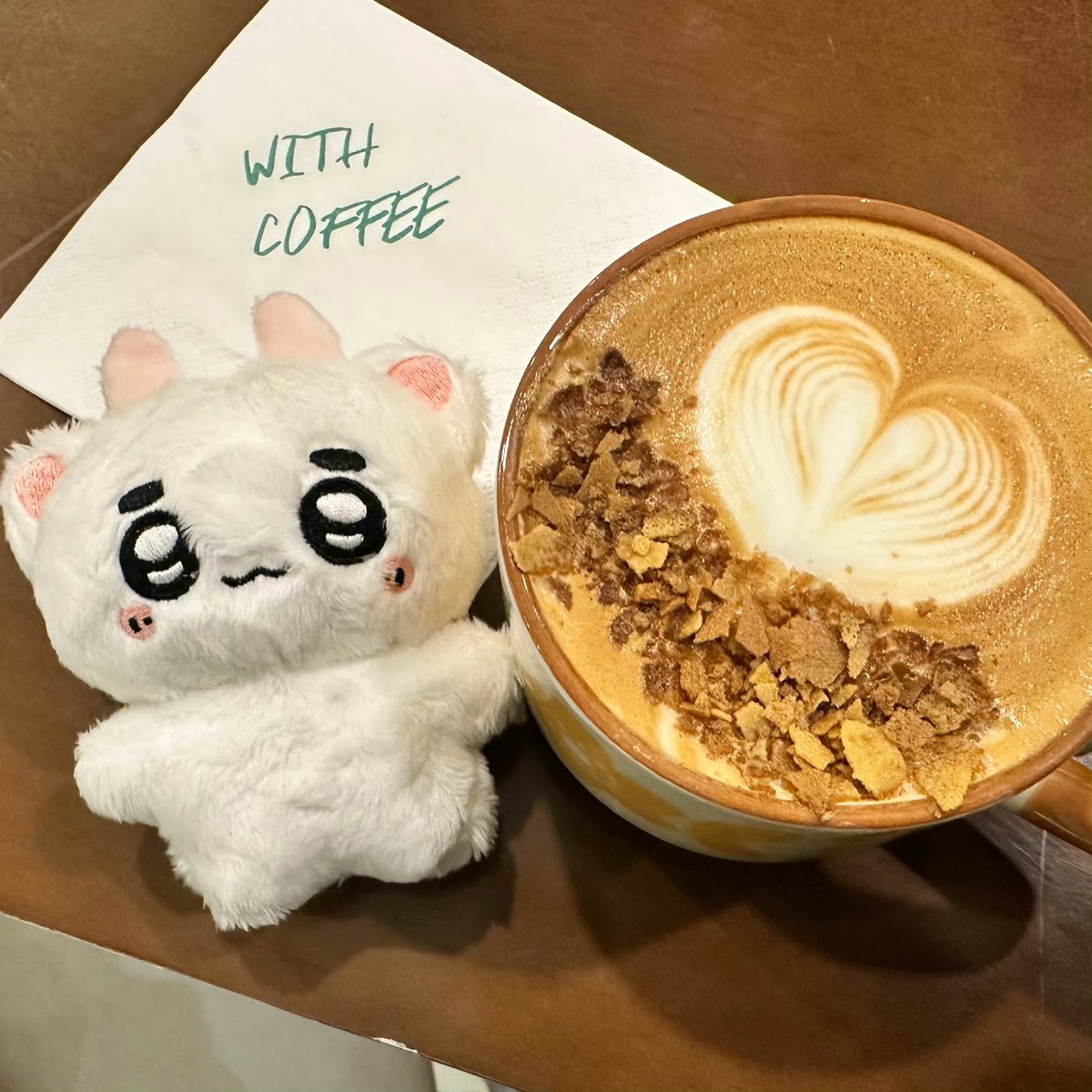 ObsidianRose_ty's tweet photo. 🩵『LongLongmi &amp; RongRongmi 
Exploration in Shops』🩷

#TAEYONG #태용 https://t.co/wgFHcdh3de