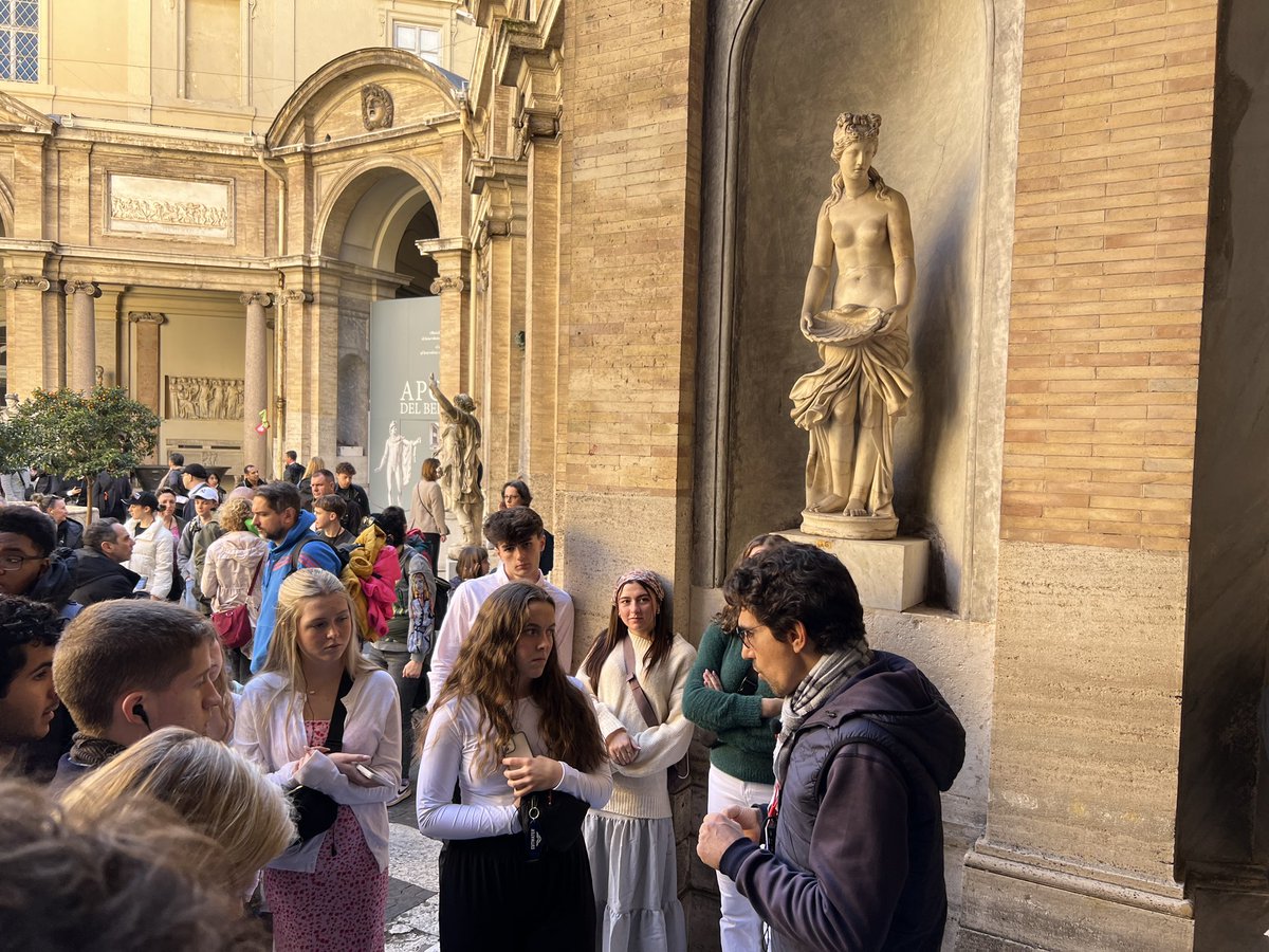 DoctorJOtto's tweet image. The Vatican Museums #MonomoyInItaly #monomoyInItaly #monomoy @MonomoySchools @MonomoyLatin @miss_lee_shark
@cranberryteam @MonomoyMelinda @mrhsvpa