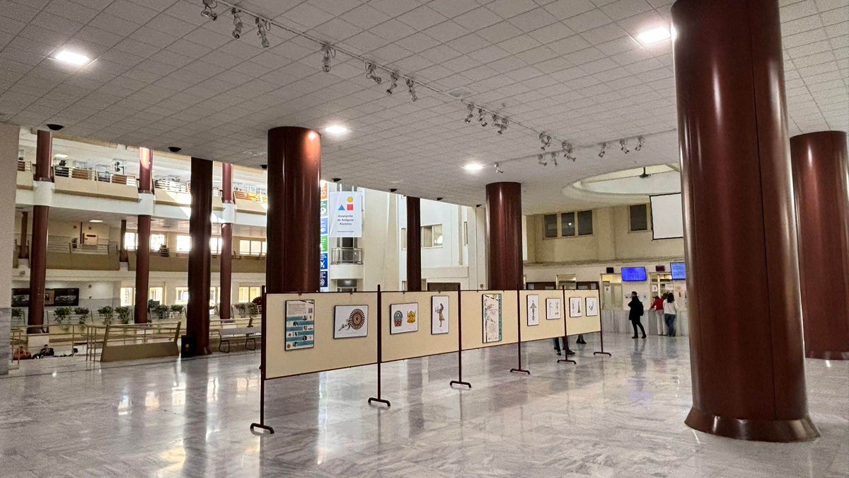 Así ha quedado nuestra exposición en el hall principal de la <a href="/ETSIngenieria/">ETS de Ingeniería</a> situada en la Isla de la Cartuja
Patrocina <a href="/Takeda_ES/">Takeda_ES</a>
Colabora: <a href="/unisevilla/">Universidad de Sevilla</a> 

#VisibilidadEII #Crohn #ColitisUlcerosa #Ostomías