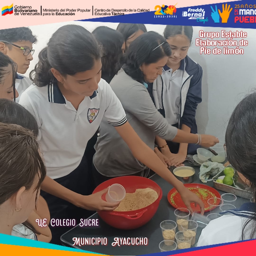 Grupo estable. Elaboración de pie de limón. Estudiantes de Tercer año sección "A".