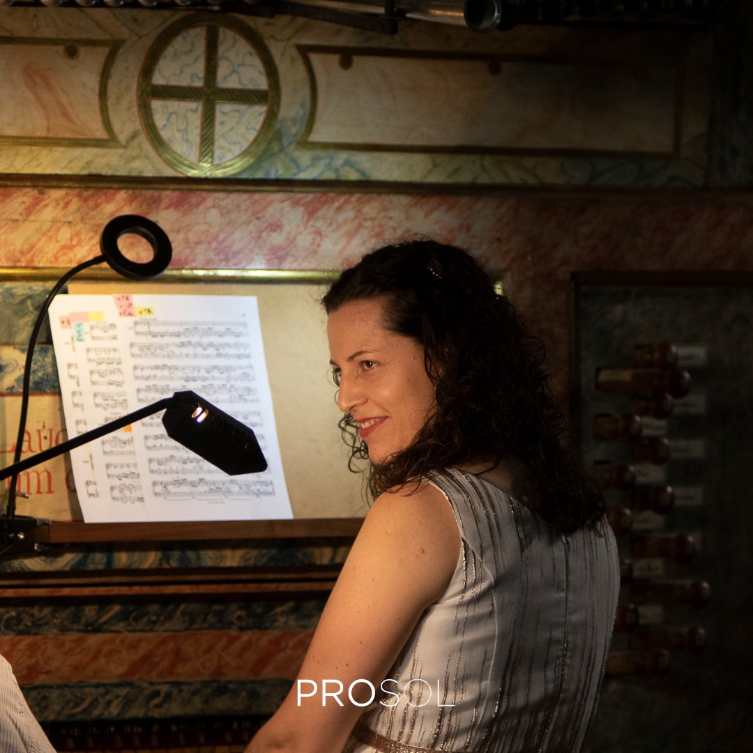 🎼 El ciclo ‘Música por Mil Tubos’ organizado por <a href="/diputacionPalen/">Diputación de Palencia</a> sigue permitiendo disfrutar de la Escuela Provincial de Órgano, la #EPOP, a la que apoyamos con orgullo. El turno será este viernes para su directora, #AnaAguado, garante de la conservación de este valioso legado.