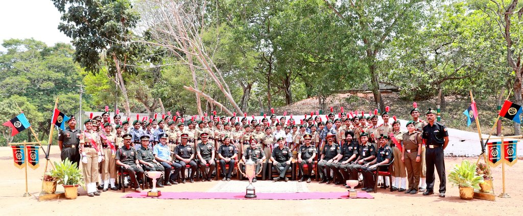 DefencePROTvm's tweet photo. Lt.Gen Gurbirpal Singh, DG NCC received the Guard of Honour from Cdts of #Trivandrum Gp Hqrs on his visit to the #NCC Camp Area at #Pangode #Military Station. He presented NCC DG’s medals & reviewed the training activities of #Kerala & #Lakshadweep #NCC Dte. @giridhararamane https://t.co/OUBXYQ3vQ8