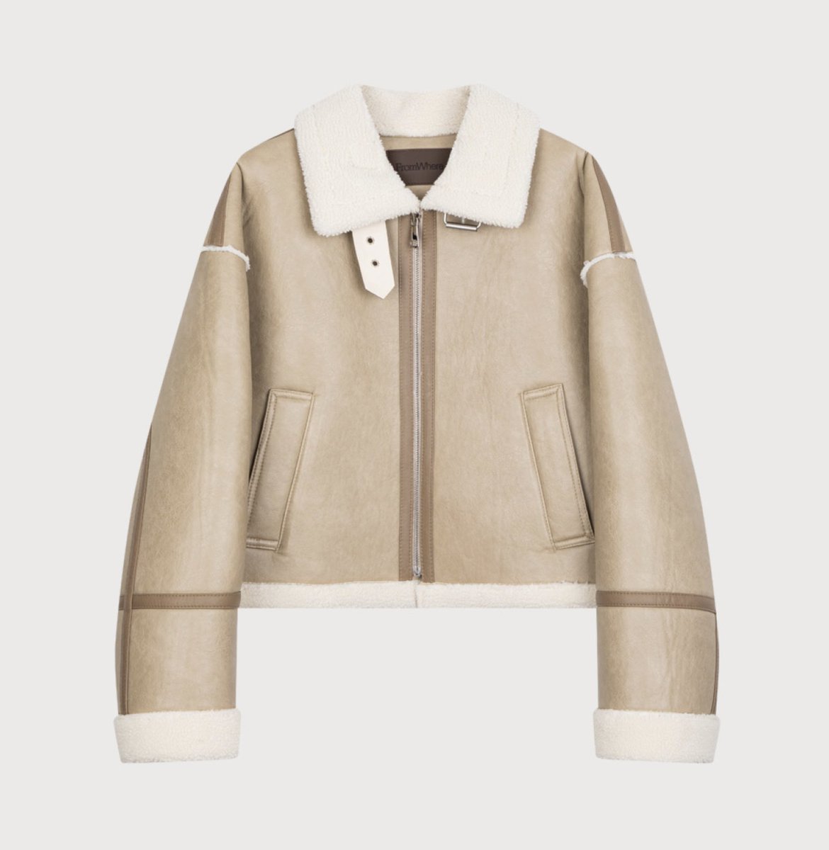 #설아's 옷장

■ 240125 썰플레이
■ FromWhere
■ Pull-Over Shearing Jacket <Beige>
■ 298,000원

🔗: fromwhere.co.kr/product/pull-o…

#우주소녀 #우주소녀_더블랙