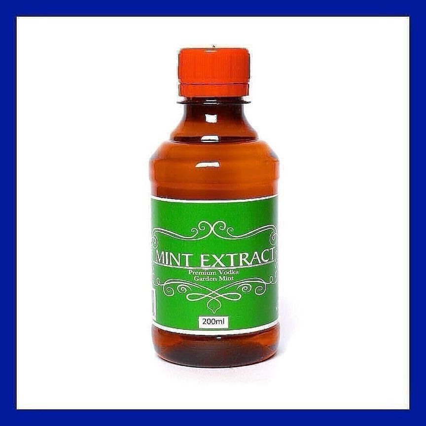 NaisenyaFoods's tweet photo. Premium Mint Extract🌱🌱🌱🌱🌱
200ml - Ksh.2000/=
☎️: 0739959662
Happy Baking!! 😋😋😋😋😋
#Mint #MintExtract #GardenMint #MintIceCream #f52 #feedfeed #Kenyanfoodie #IgNairobi #food #chocolate #foodie #ArtisanalGourmet #NaisenyaFoods 💯 https://t.co/8ZU6P8uao3
