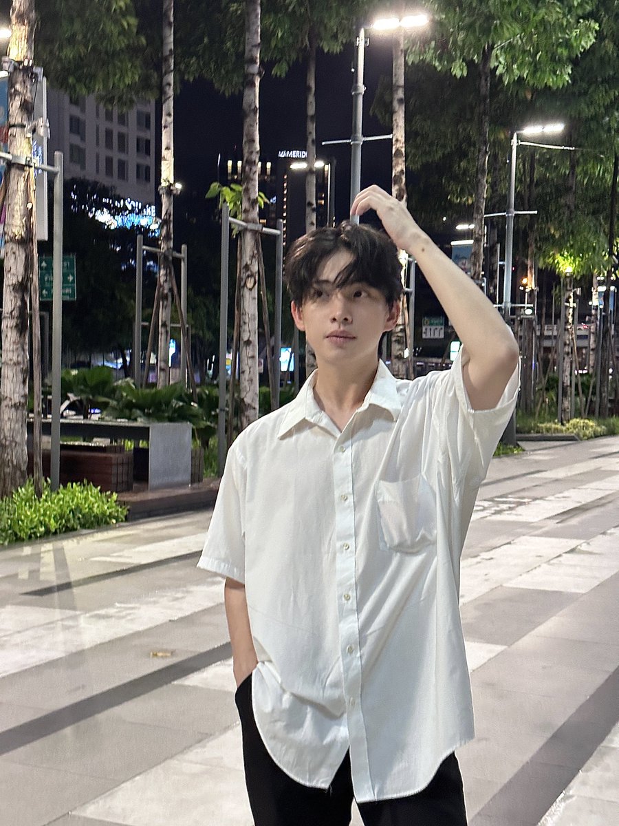 Tai_tnp's tweet photo. คิดถึง
#taitnp https://t.co/spPEq7CZmJ