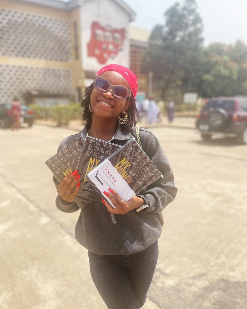 TheIshanpepe's tweet photo. 3 copies of MY MONEY BOOK Legally deposited at the National Library of Nigeria, Jos. ✅
Looking for a personal finance journal to help with your finances this year? Mine is perfect for you! Available at 10k only.
#themoneymechanic
#mymoneybook
#selfpublishing
#financejournal https://t.co/AbO3NpXDjn