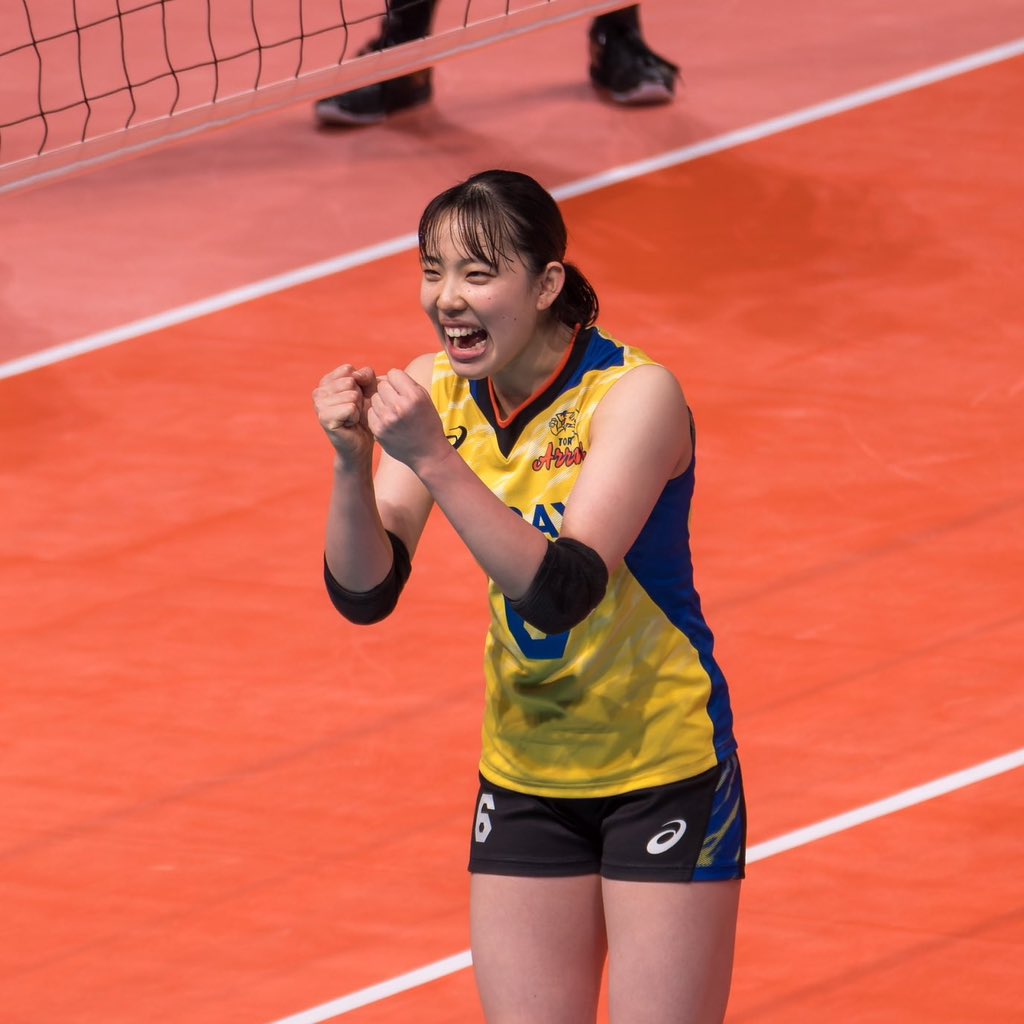 東レアローズ 関菜々巳選手 直筆サイン 関菜々巳 2025 バレーボール