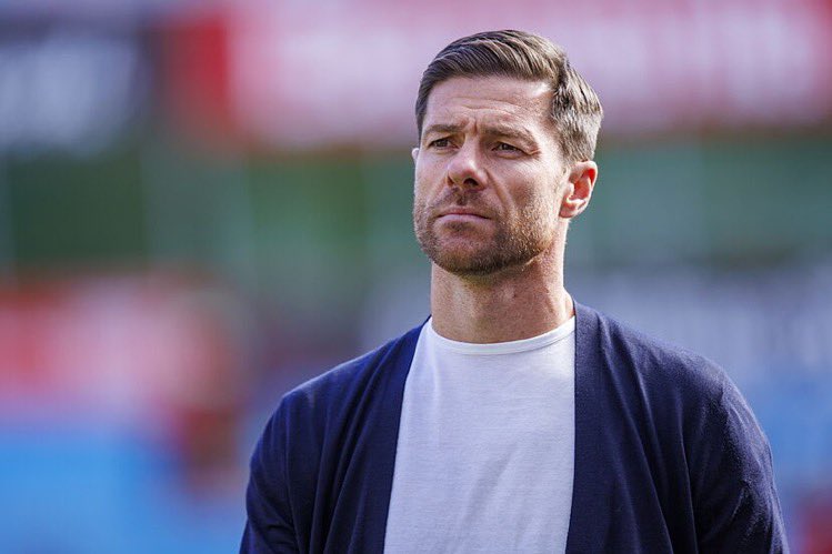 [🟢] NEW: The rankings in Xabi Alonso's mind:

1. Liverpool
2. Real Madrid
3. Bayern Munich

For Alonso, Liverpool is a “matter of the heart”. The Bayer coach follows his former club in terms of sport

[@Sky_Marlon89]