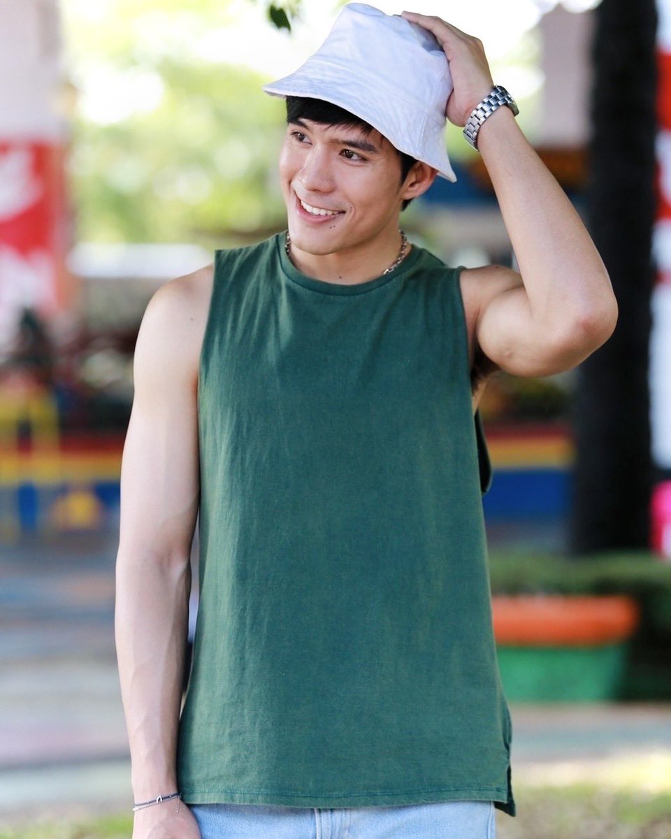 Buutuss_'s tweet photo. คืนนี้เจอกันนะค้าบ เวลา 20.40 น. ทุกวัน จ-พฤ ทางช่อง 7hd ฝากเป็นกำลังใจให้จ่าตัสด้วยนะ 😎 #ในรอยทราย 👥🏝️
#TwistOfFate
#Markgwafun 
#มากกว่าฝัน https://t.co/zPTiDjN5U1