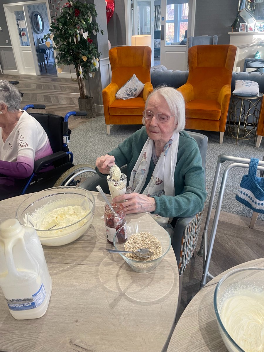 StMarysHomes's tweet photo. Yesterday, our talented residents at Hutton Manor Care Home in #Pudsey, #Leeds, embarked on a culinary journey to Scotland with the creation of a delightful traditional dessert - Cranachan! 
#carehomes #luxury #lifestyleliving
https://t.co/fd2qhTVu0A https://t.co/UlusmyicC6