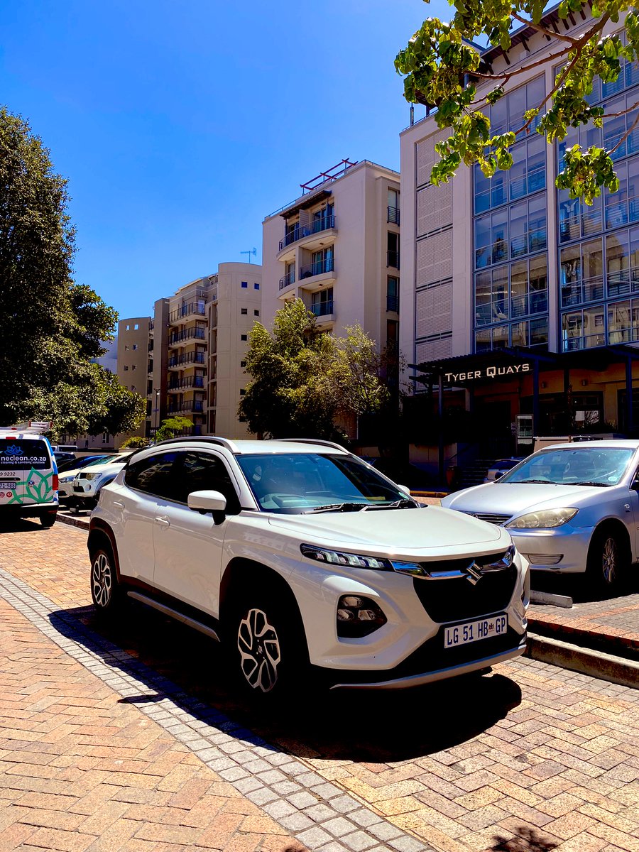 Dean_Friederich's tweet photo. This week, I’m feeling funky in the all-new Suzuki Fronx 1.5 GLX A/T. 😎
🚗💨: 77kW/138Nm
⛽️: from 5.5L/100km
Priced from R288 900
This model: R344 900 💰
#SuzukiFronx
#ShapeYourNew https://t.co/wxTcuaHyyY