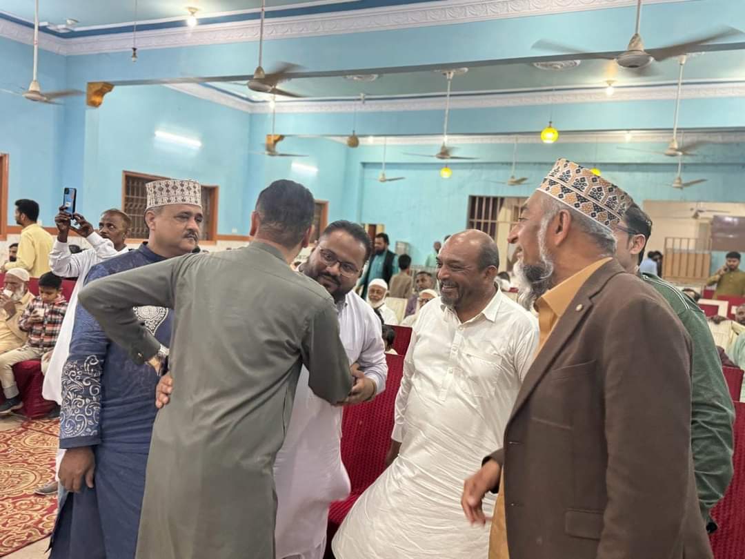 KashifTahi64218's tweet photo. پاکستان پیپلز پارٹی پی ایس 112 کے جنرل سیکرٹری وائس چیئرمین یوسی 8 آصف موسیٰ کی بلدیہ ٹاؤن میں ایک تقریب کے دوران صدر آل پاکستان پٹنی مسلم جماعت یوسف چاغا بھائی اور انکی ٹیم سے ملاقات..
#AsifMoosa #ps112 #ppp #uc8 #baldiatown
@BBhuttoZardari @AseefaBZ @AsifMoosappp https://t.co/F70XW3cI8v