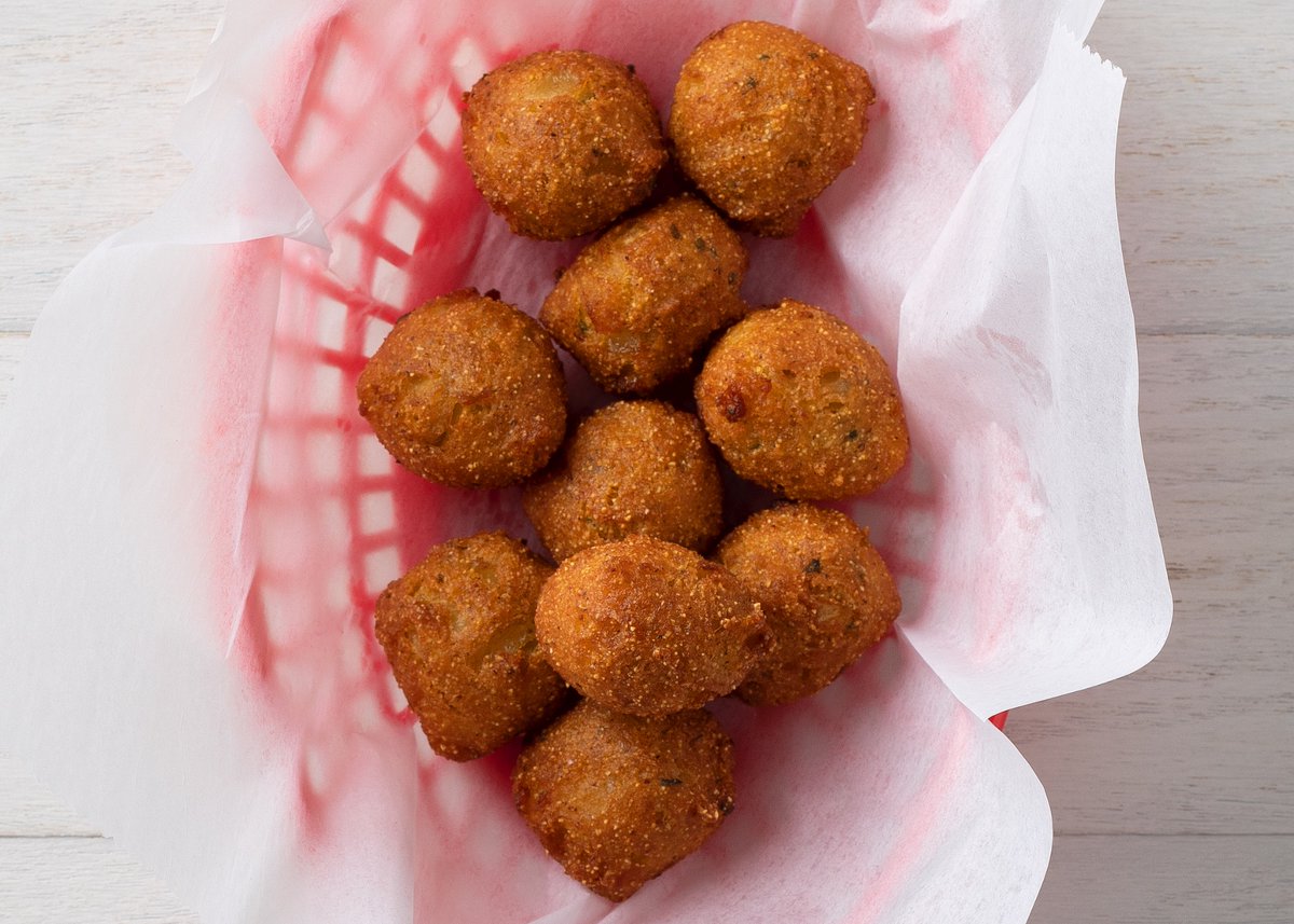 If you came in for a meal and DIDN'T order a basket of hushpuppies, was it even worth it?? 

#DirtyFun #CajunFood #FlavorfulFeast #Mouthwatering #crab #shrimp #sauce #lemonpepper #garlic #lime #hungry #foodie #twoclaws #twoclawscajun #fingerlickinggood #culinarydelight