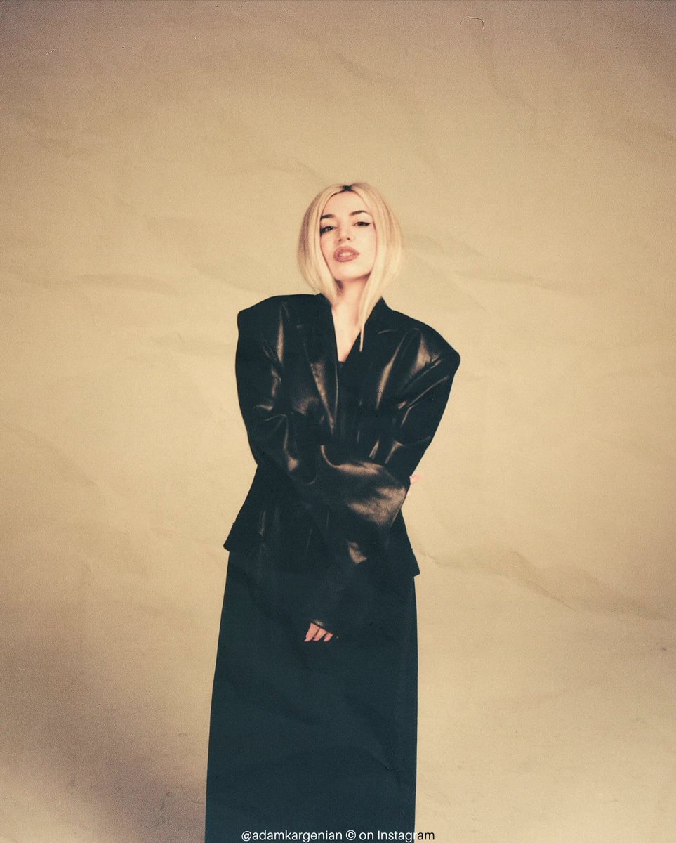 📷 ▶ New 𝐀𝐯𝐚 𝐌𝐚𝐱 pics by @𝑎𝑑𝑎𝑚𝑘𝑎𝑟𝑔𝑒𝑛𝑖𝑎𝑛 on Instagram.